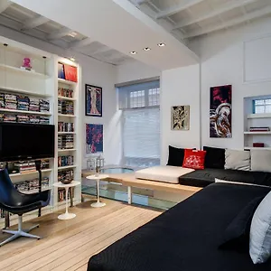 https://trevi-loft.it-romehotels.com